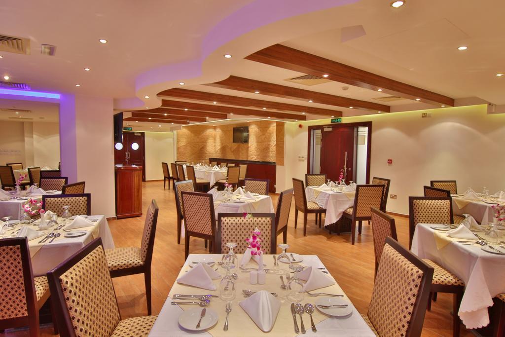Majan Continental Hotel Muscat Exterior foto