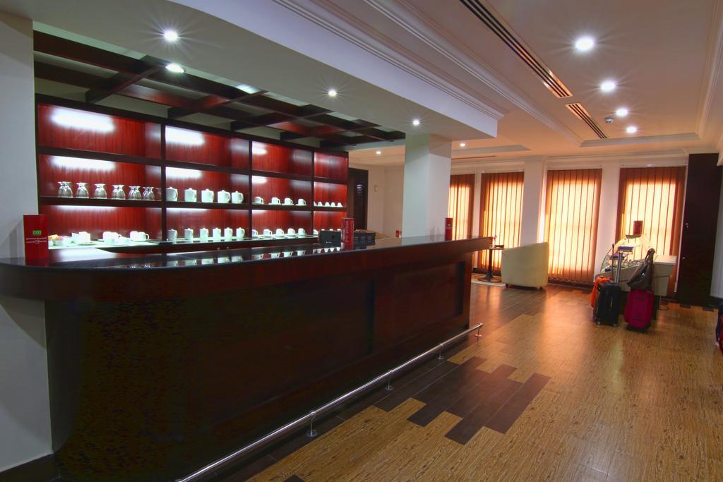 Majan Continental Hotel Muscat Exterior foto