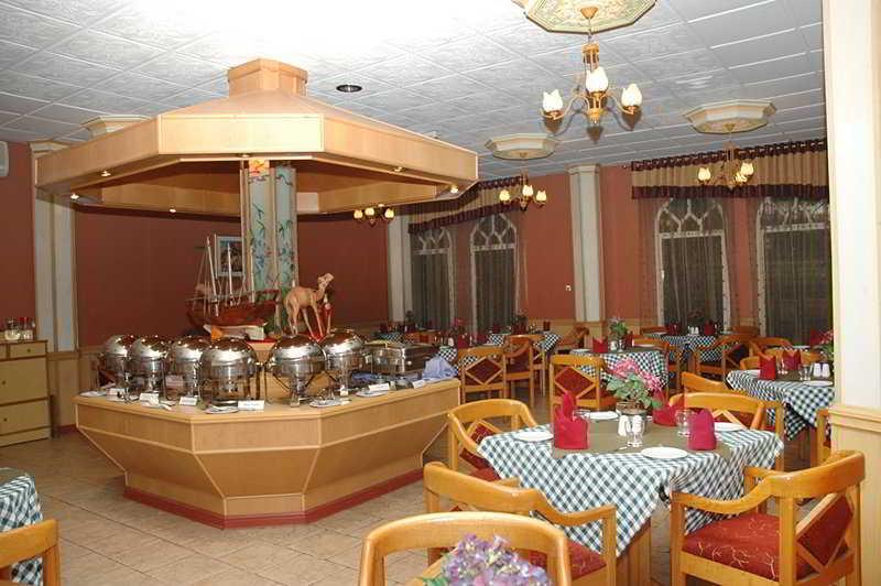 Majan Continental Hotel Muscat Exterior foto