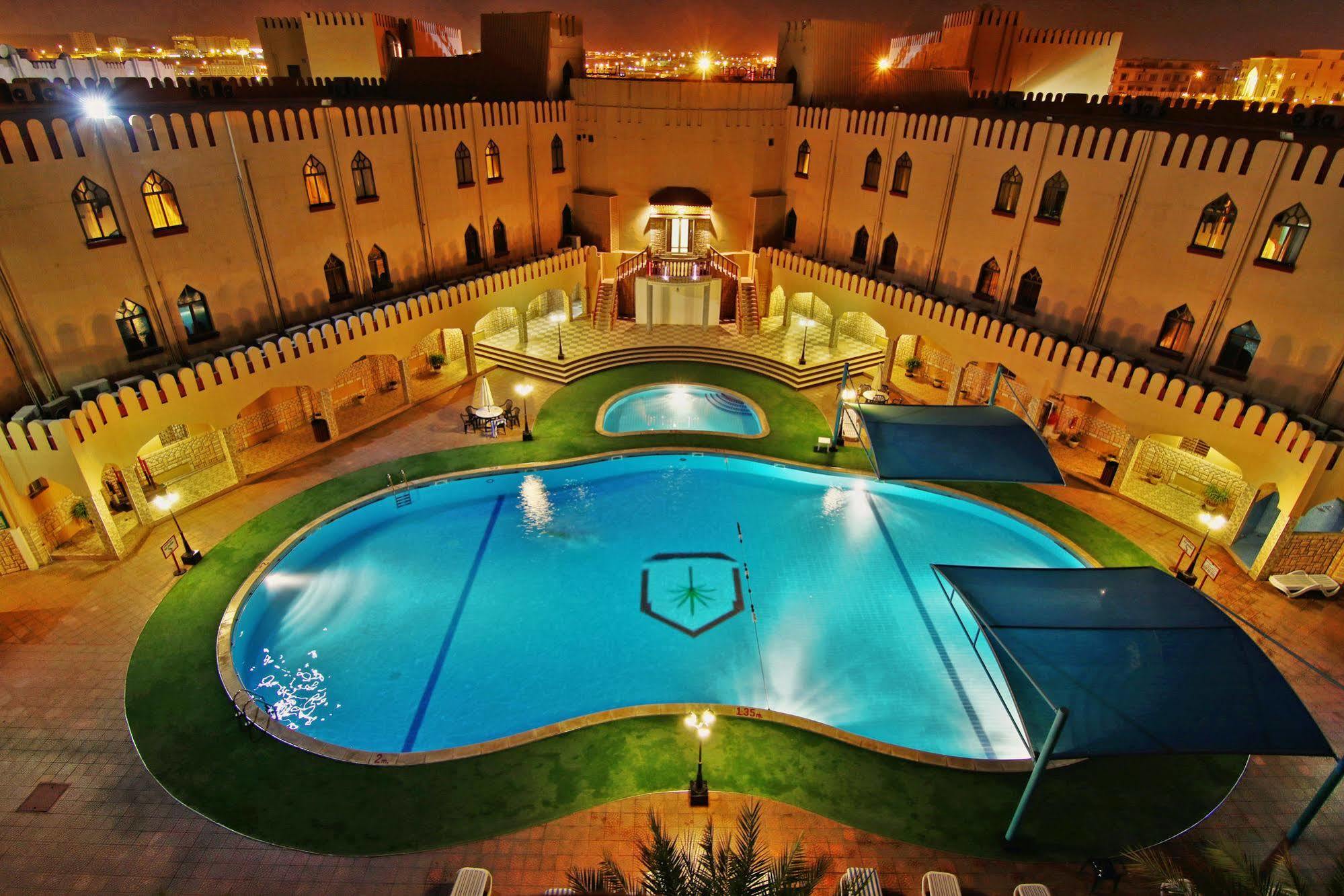 Majan Continental Hotel Muscat Exterior foto